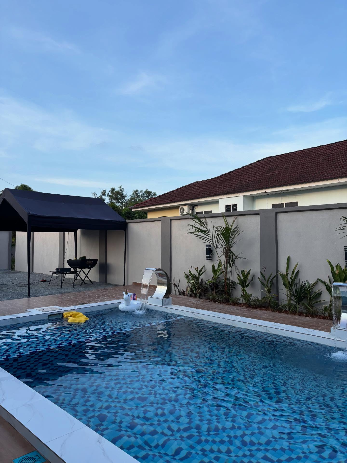 Private Pool